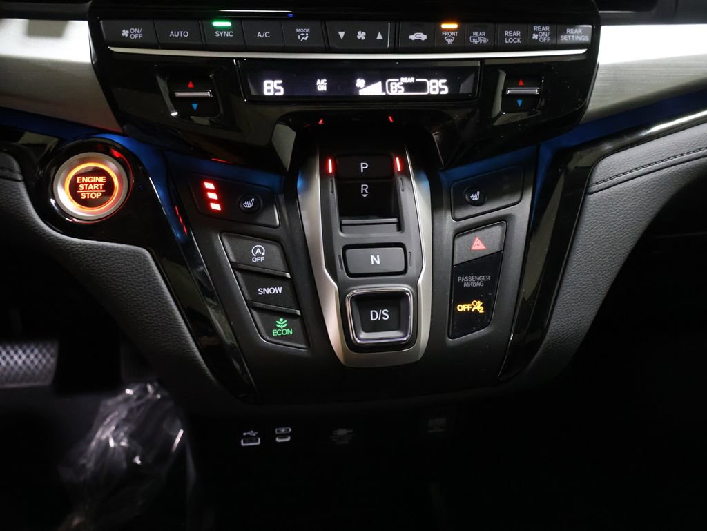 New 2026 Honda Odyssey Touring image 27