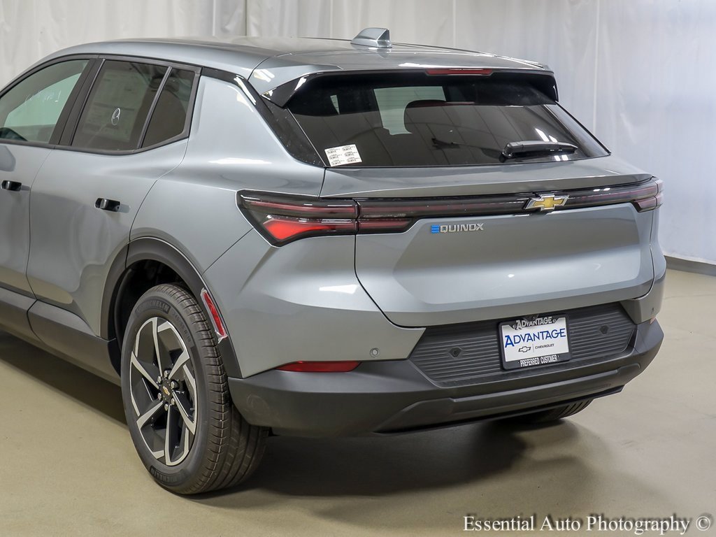 New 2026 Chevrolet Equinox EV LT image 7