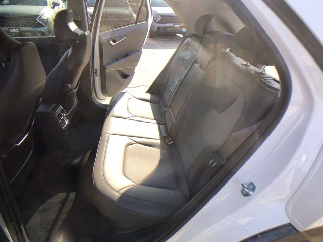 New 2025 Kia Niro EX Touring image 23