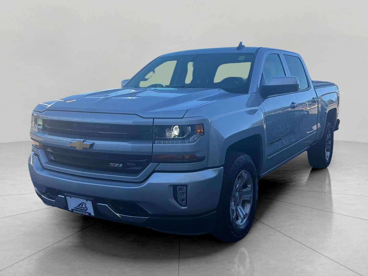 Used 2018 Chevrolet Silverado 1500 LT w/ All Star Edition AWD/4WD image 1