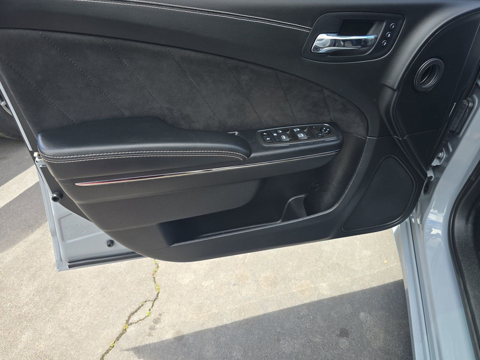 Used 2021 Dodge Charger SRT Hellcat image 10