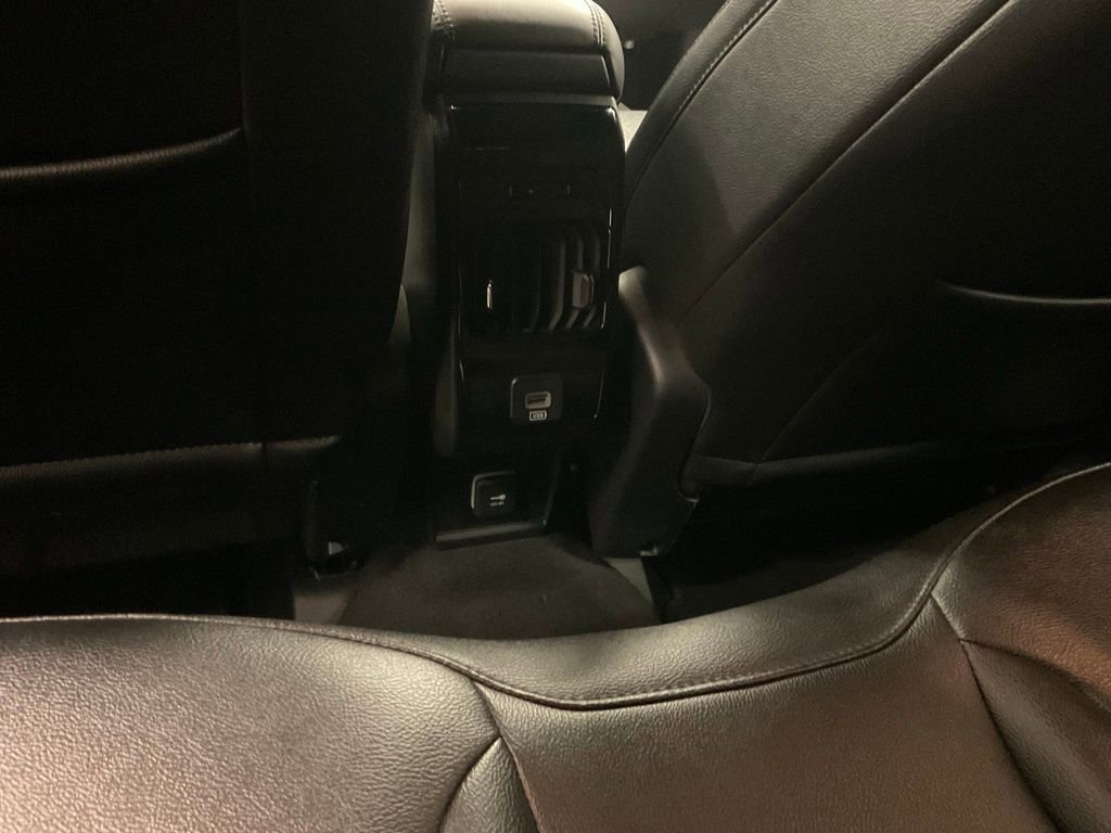 Used 2024 Jeep Compass Limited image 28