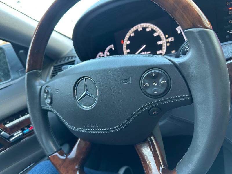 Used 2010 Mercedes-Benz CL 550 4MATIC w/ Sport Pkg image 27