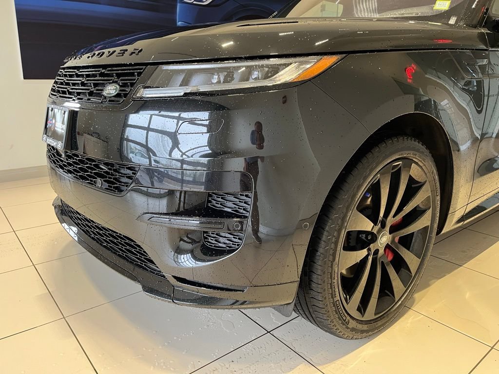 Used 2023 Land Rover Range Rover Sport SE Dynamic AWD/4WD image 12