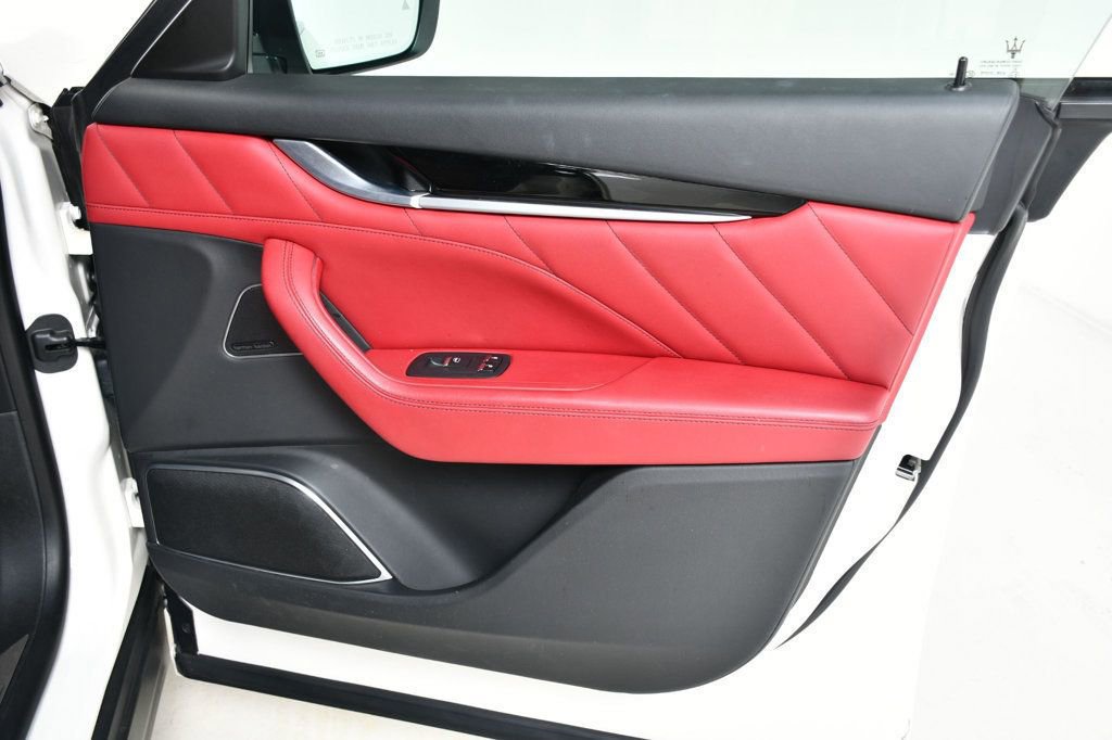 Used 2020 Maserati Levante GranSport image 24