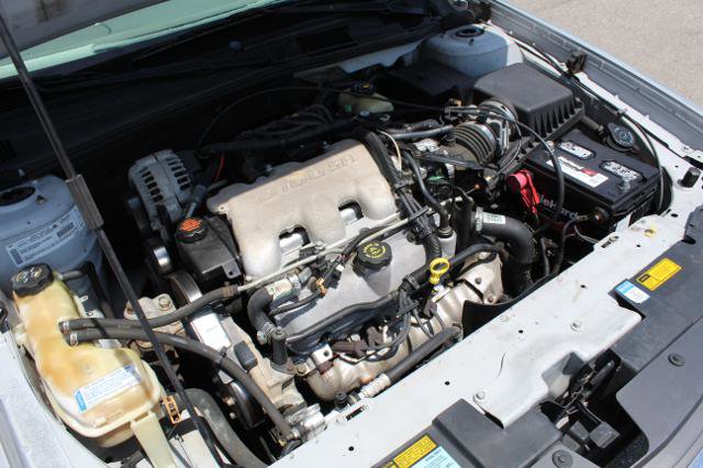 Used 2001 Chevrolet Malibu V6 FWD image 22