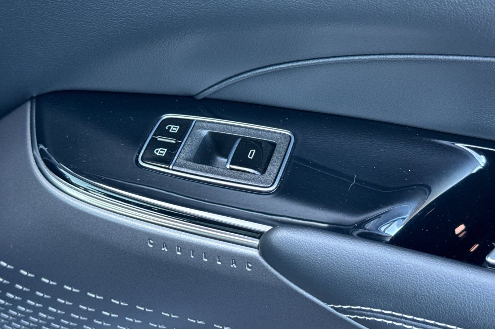 Certified 2024 Cadillac Lyriq Sport RWD image 20