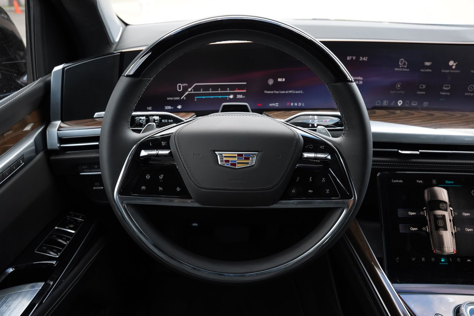 New 2026 Cadillac Escalade Platinum Sport w/ LPO, ONYX Package image 10