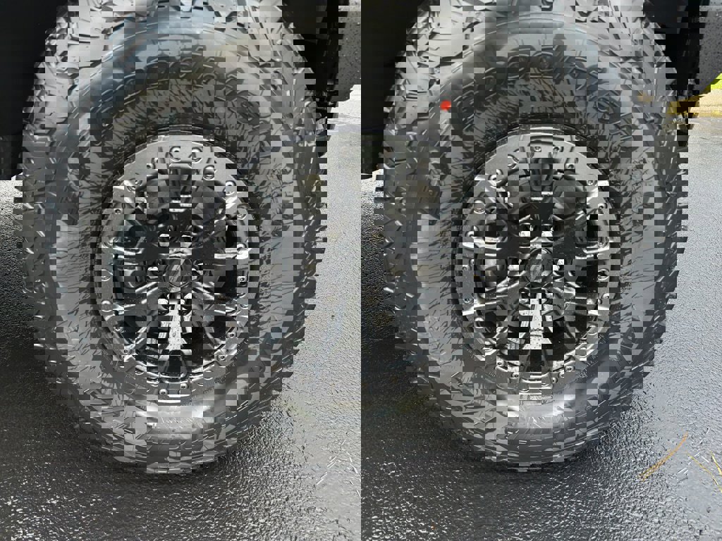 New 2025 Ford Bronco Raptor image 8