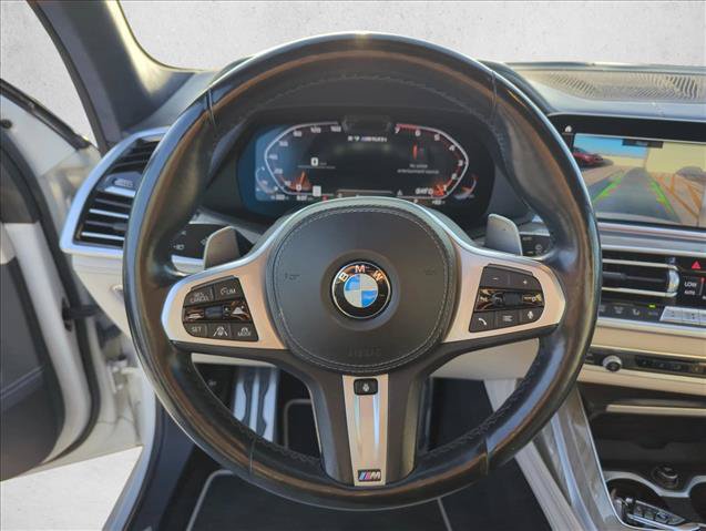 Used 2022 BMW X7 M50i AWD/4WD image 17