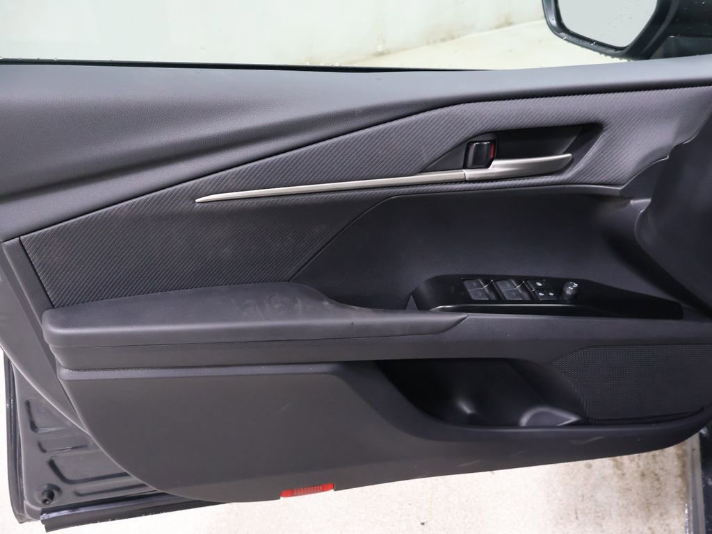 New 2026 Toyota Camry SE image 11