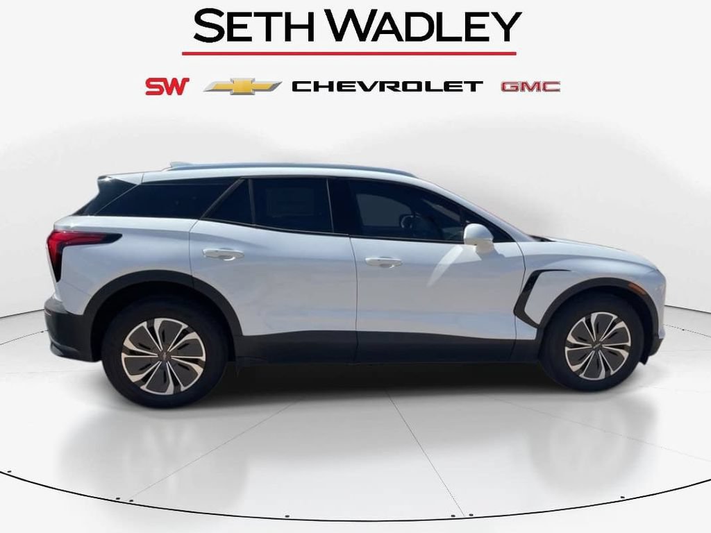 New 2025 Chevrolet Blazer EV LT w/ Super Cruise Package AWD/4WD image 2