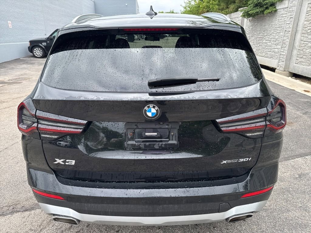 Used 2022 BMW X3 xDrive30i AWD/4WD image 4
