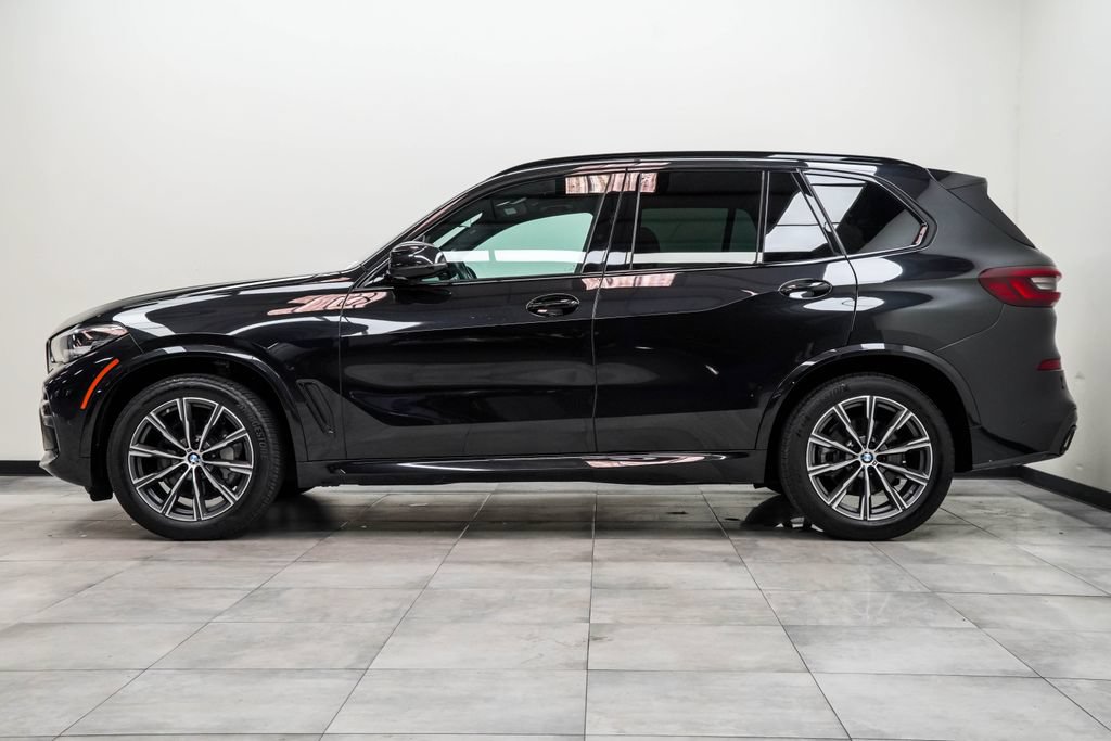 Used 2023 BMW X5 xDrive40i w/ M Sport Package AWD/4WD image 10