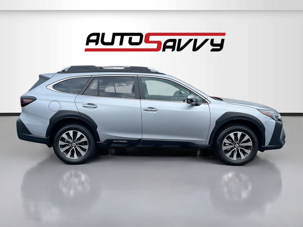 Used 2025 Subaru Outback Touring image 8