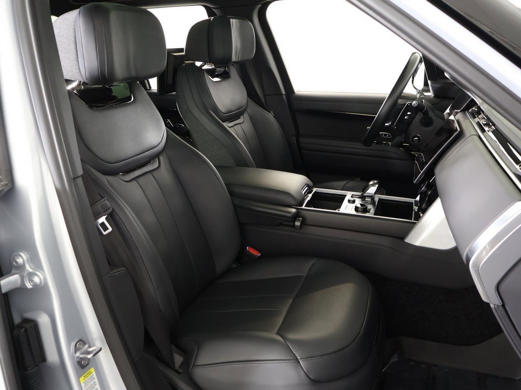Used 2023 Land Rover Range Rover SV image 35