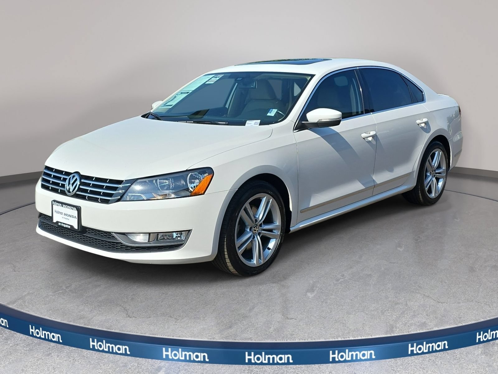 Used 2015 Volkswagen Passat 1.8T SEL Premium FWD image 1