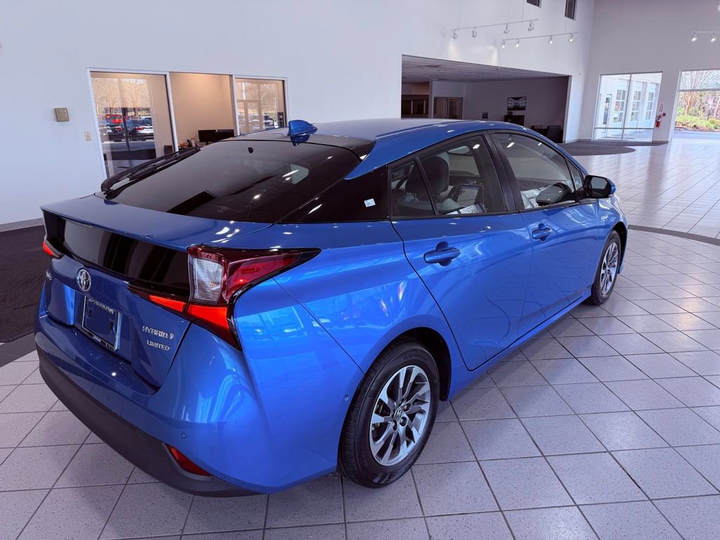 Used 2022 Toyota Prius Limited w/ Premium Convenience Package image 15