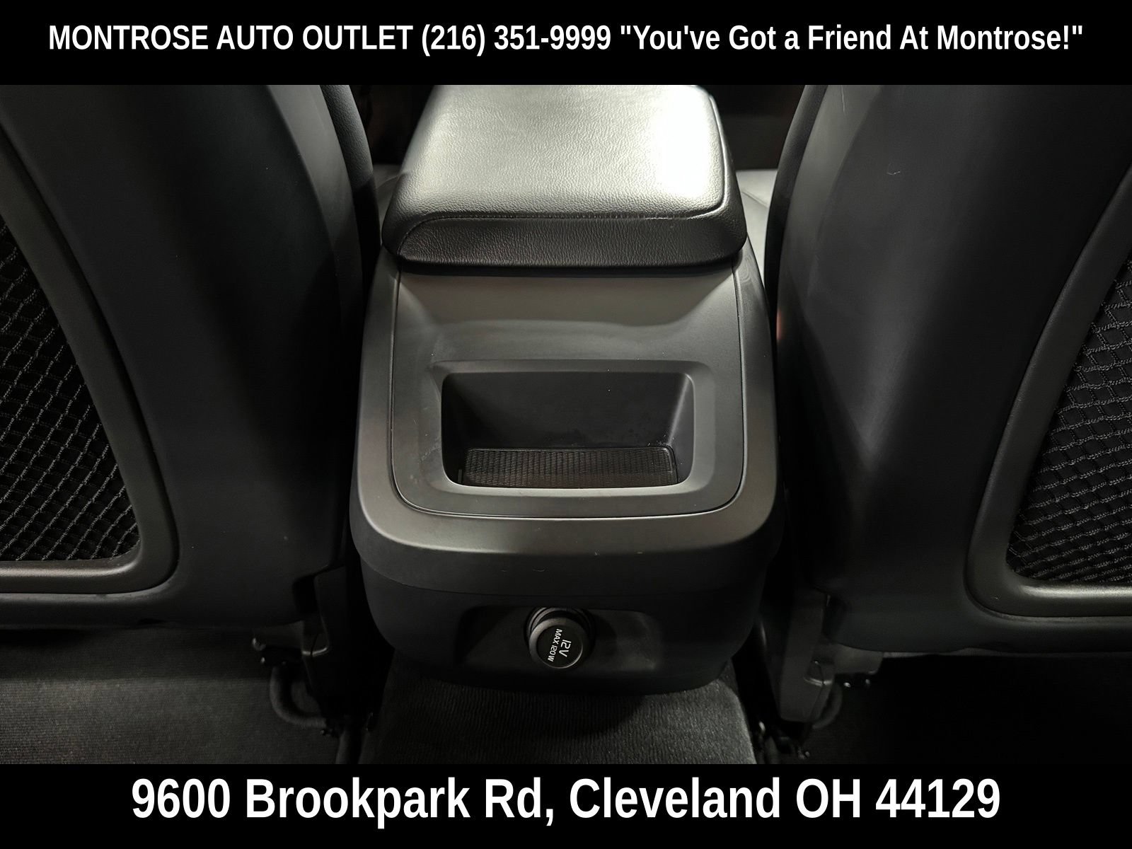 Used 2019 Volvo S60 T6 Momentum w/ Multimedia Package AWD/4WD image 40