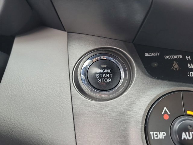 Used 2012 Toyota RAV4 Limited image 33