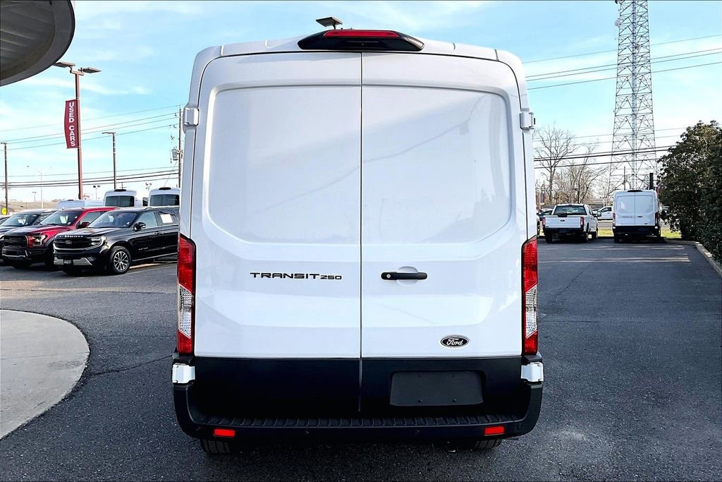 New 2026 Ford Transit 250 148 Medium Roof RWD image 4