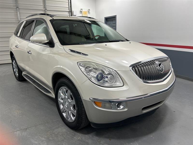 Used 2011 Buick Enclave CXL image 2