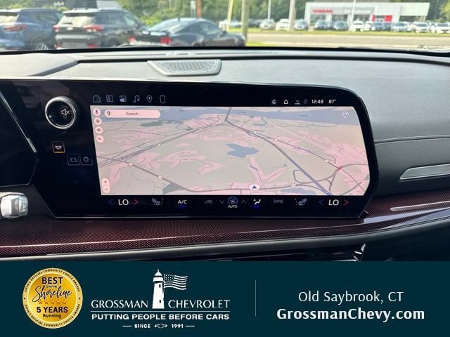 New 2026 Chevrolet Traverse Z71 w/ Enhanced Driving Package AWD/4WD image 13