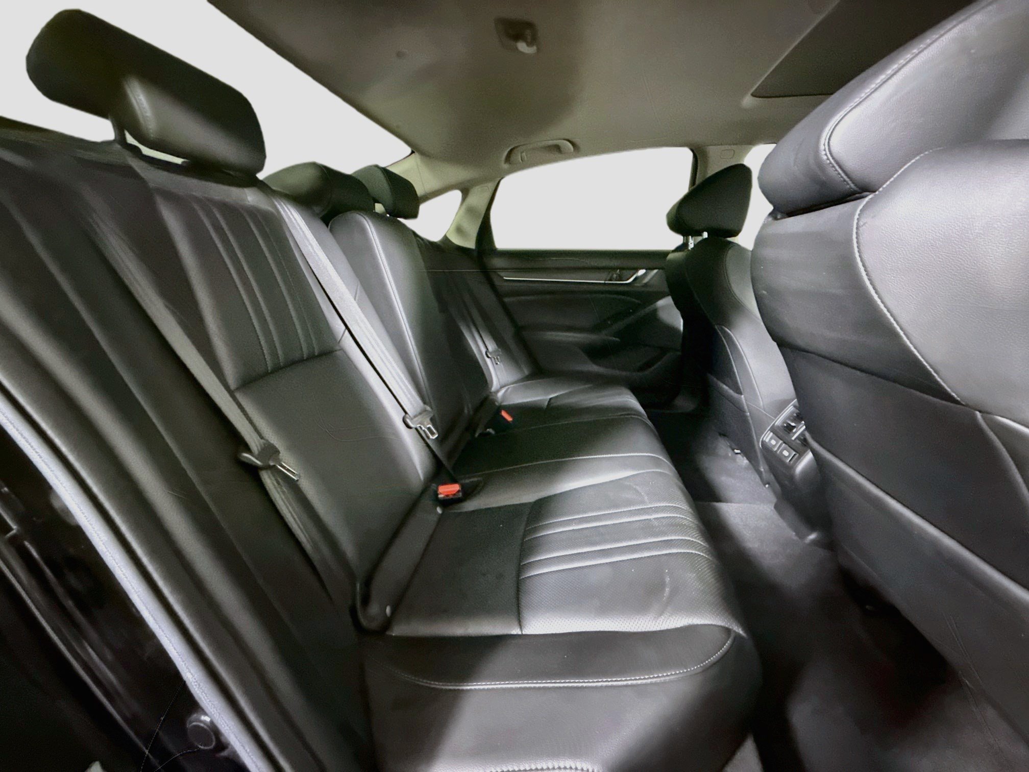 Used 2022 Honda Accord Touring image 27