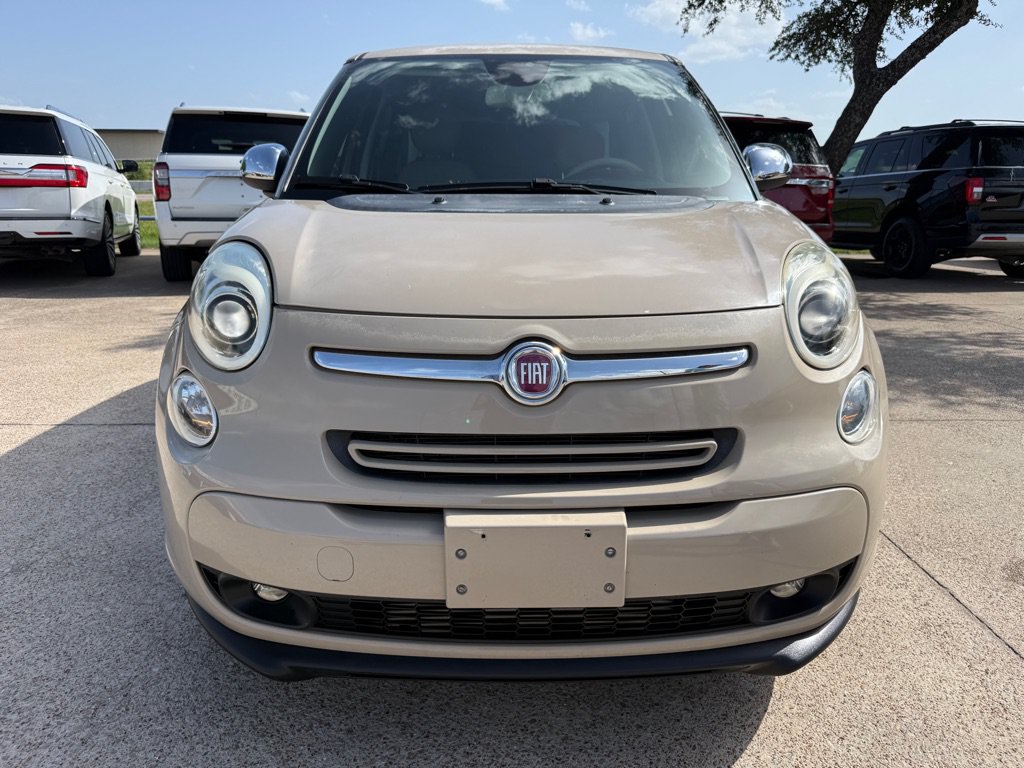 Used 2014 FIAT 500L Lounge FWD image 2