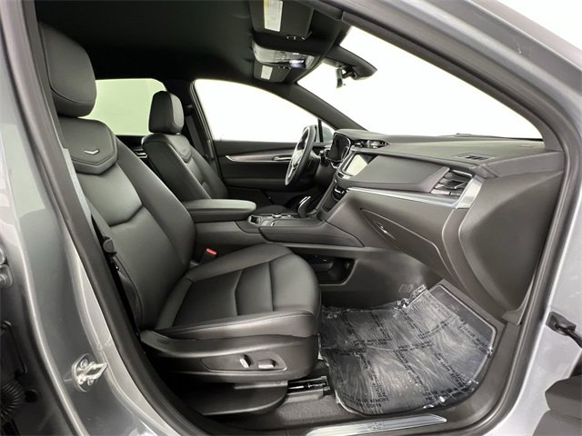 Used 2025 Cadillac XT5 Luxury image 28