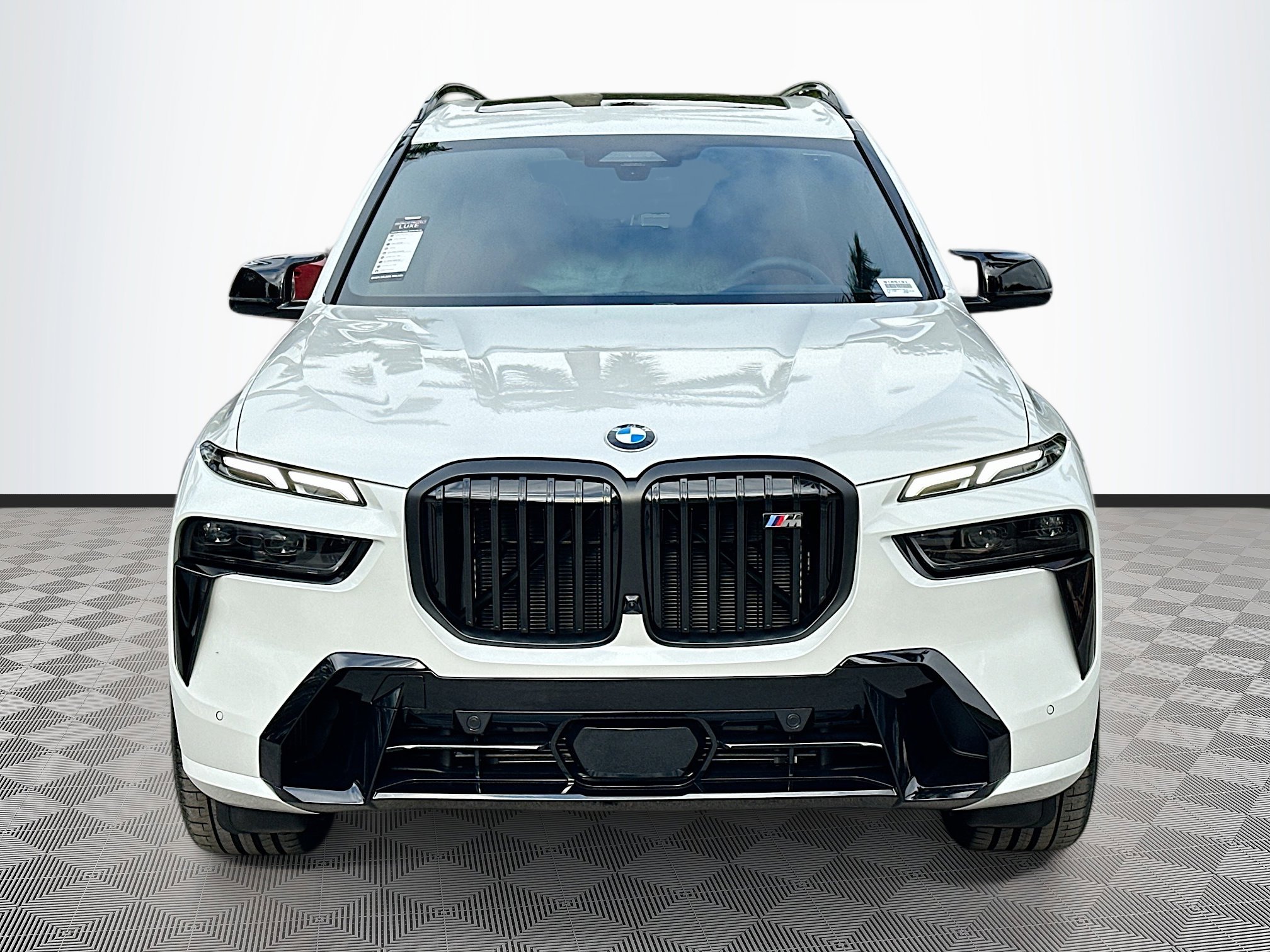 New 2026 BMW X7 M60i image 2