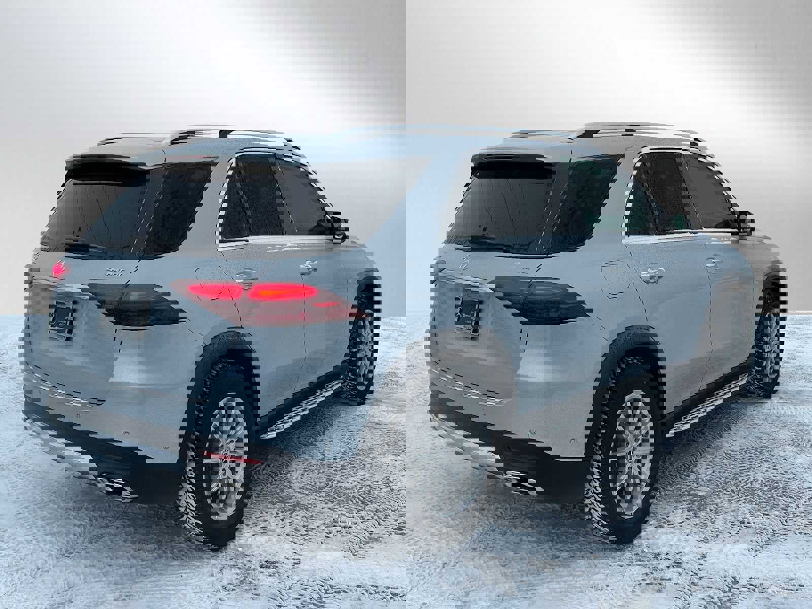 Used 2026 Mercedes-Benz GLE 350 4MATIC image 3