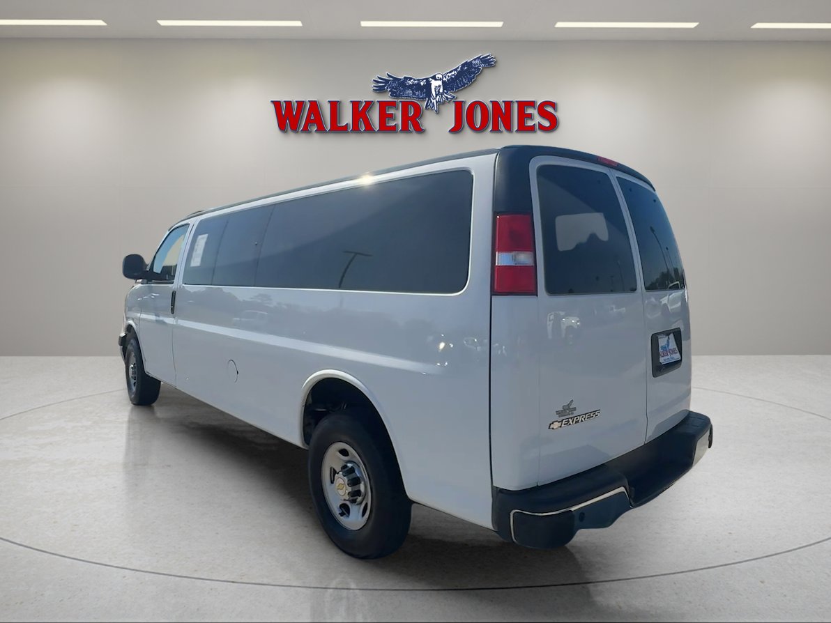Used 2024 Chevrolet Express 3500 LT w/ LT Preferred Equipment Group RWD image 5