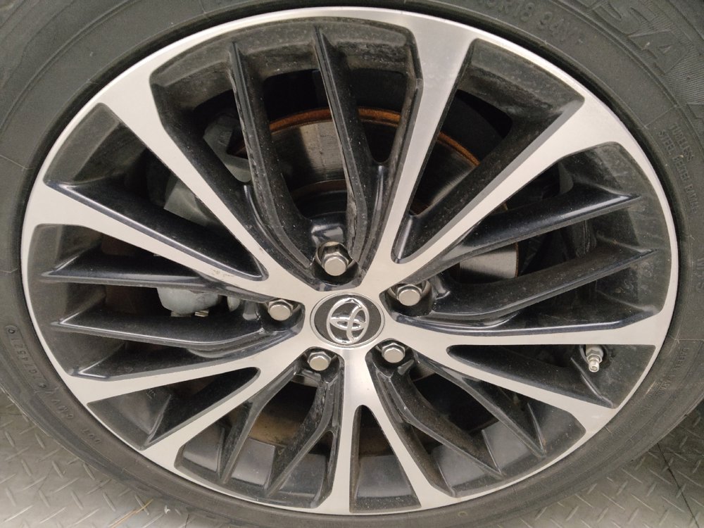 Used 2018 Toyota Camry SE image 31