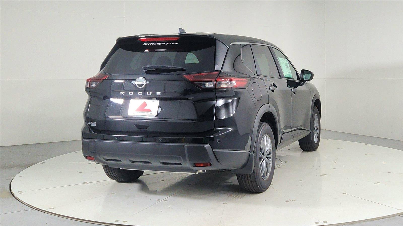 Certified 2026 Nissan Rogue S image 6