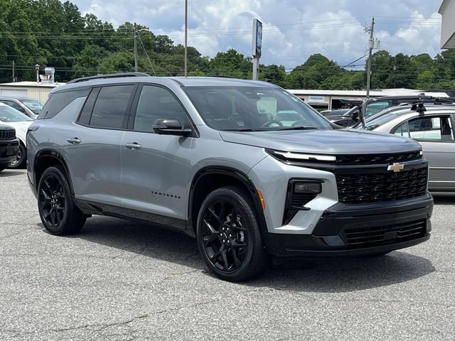 Used 2024 Chevrolet Traverse RS FWD image 1