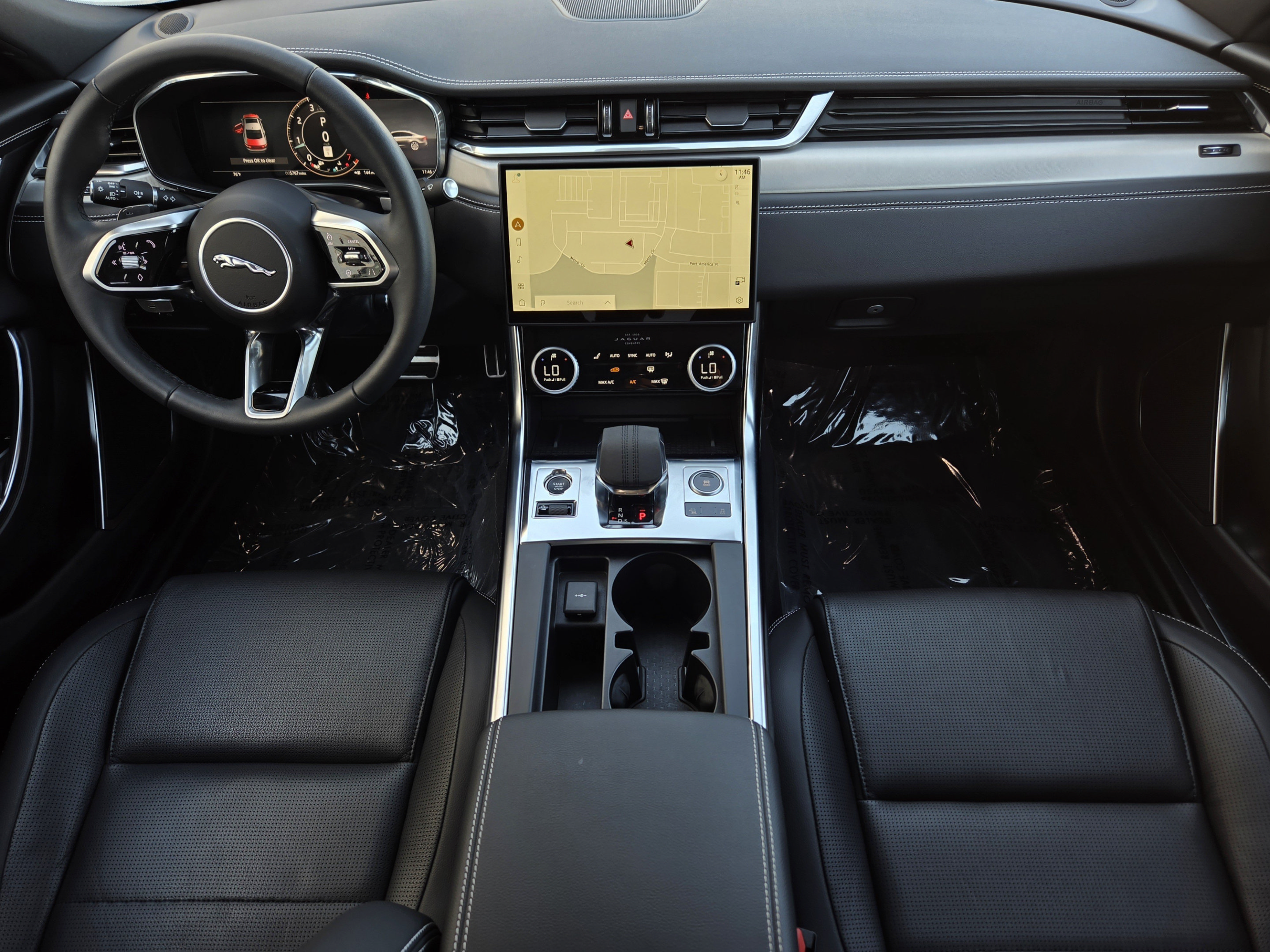 Certified 2024 Jaguar XF R-Dynamic SE AWD/4WD image 23