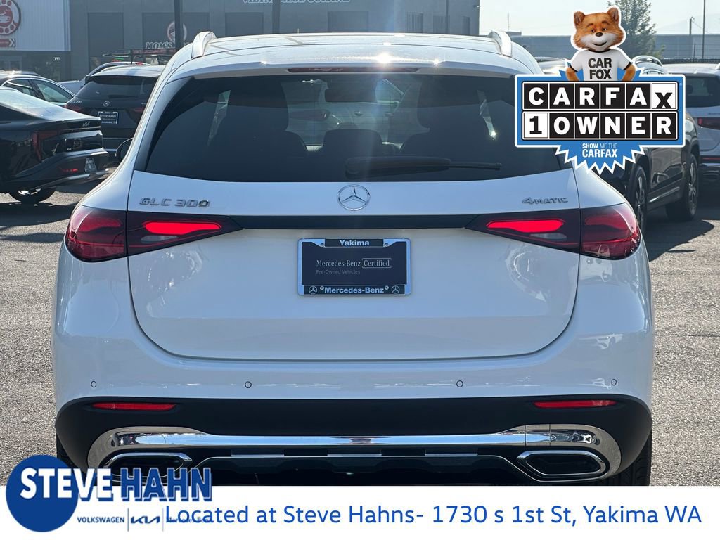 Used 2024 Mercedes-Benz GLC 300 4MATIC image 4