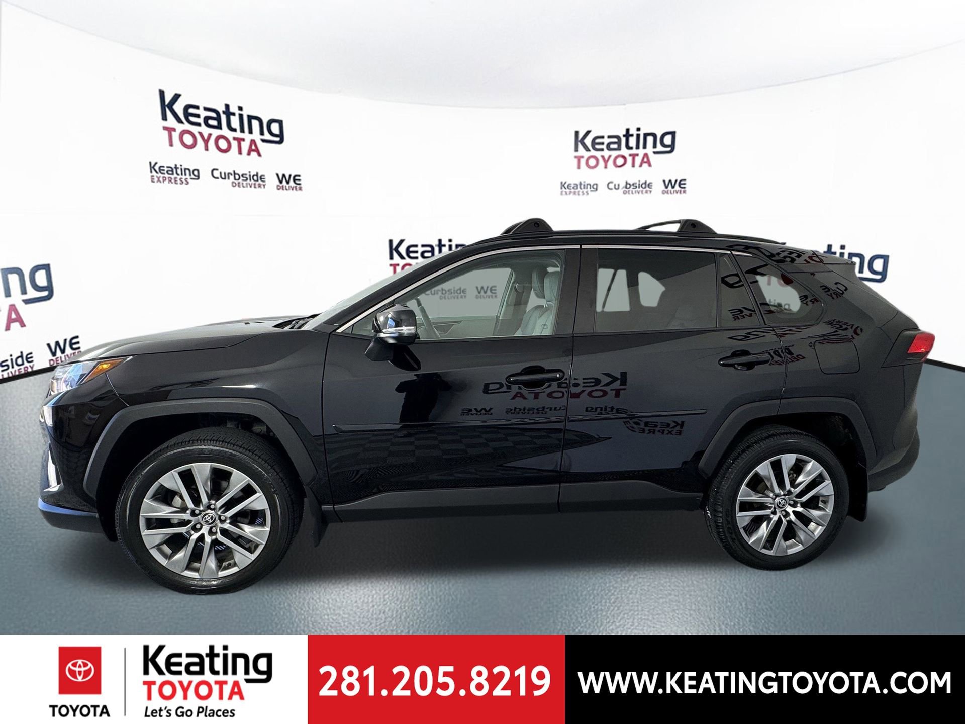 Certified 2022 Toyota RAV4 XLE Premium image 9