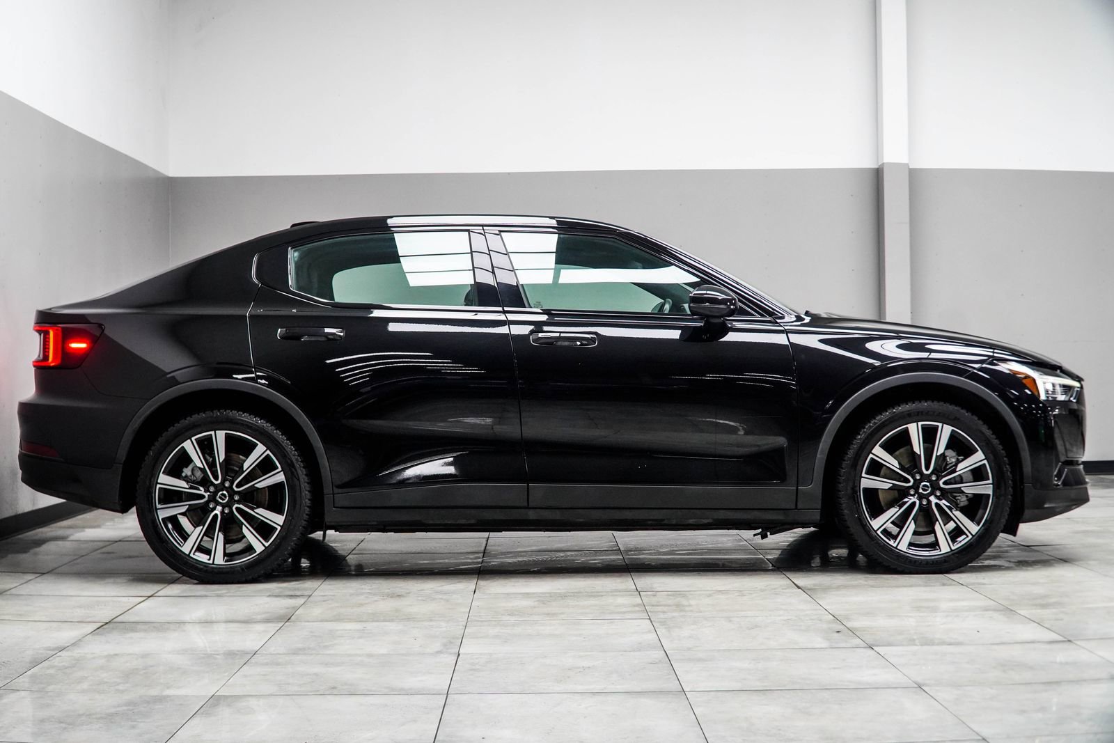Used 2022 Polestar Polestar 2 w/ Plus Package image 7