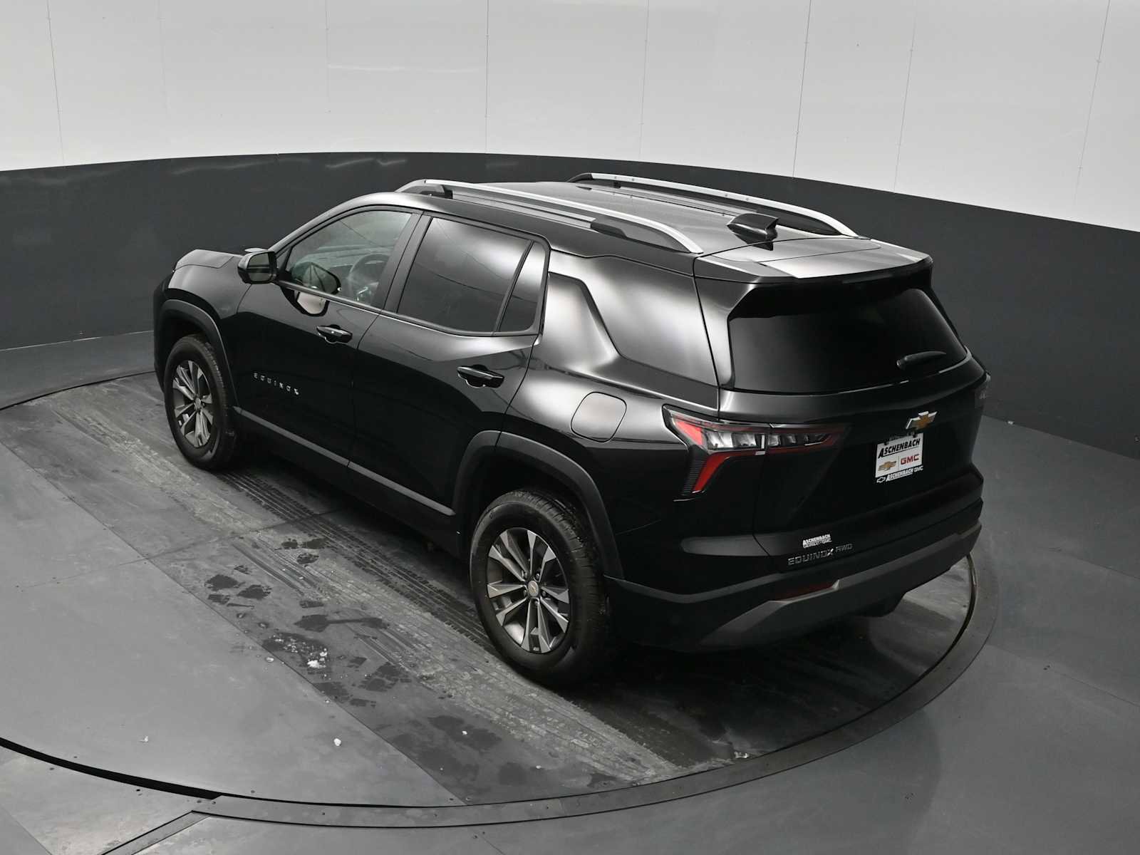 Used 2025 Chevrolet Equinox LT w/ Convenience Package II image 14