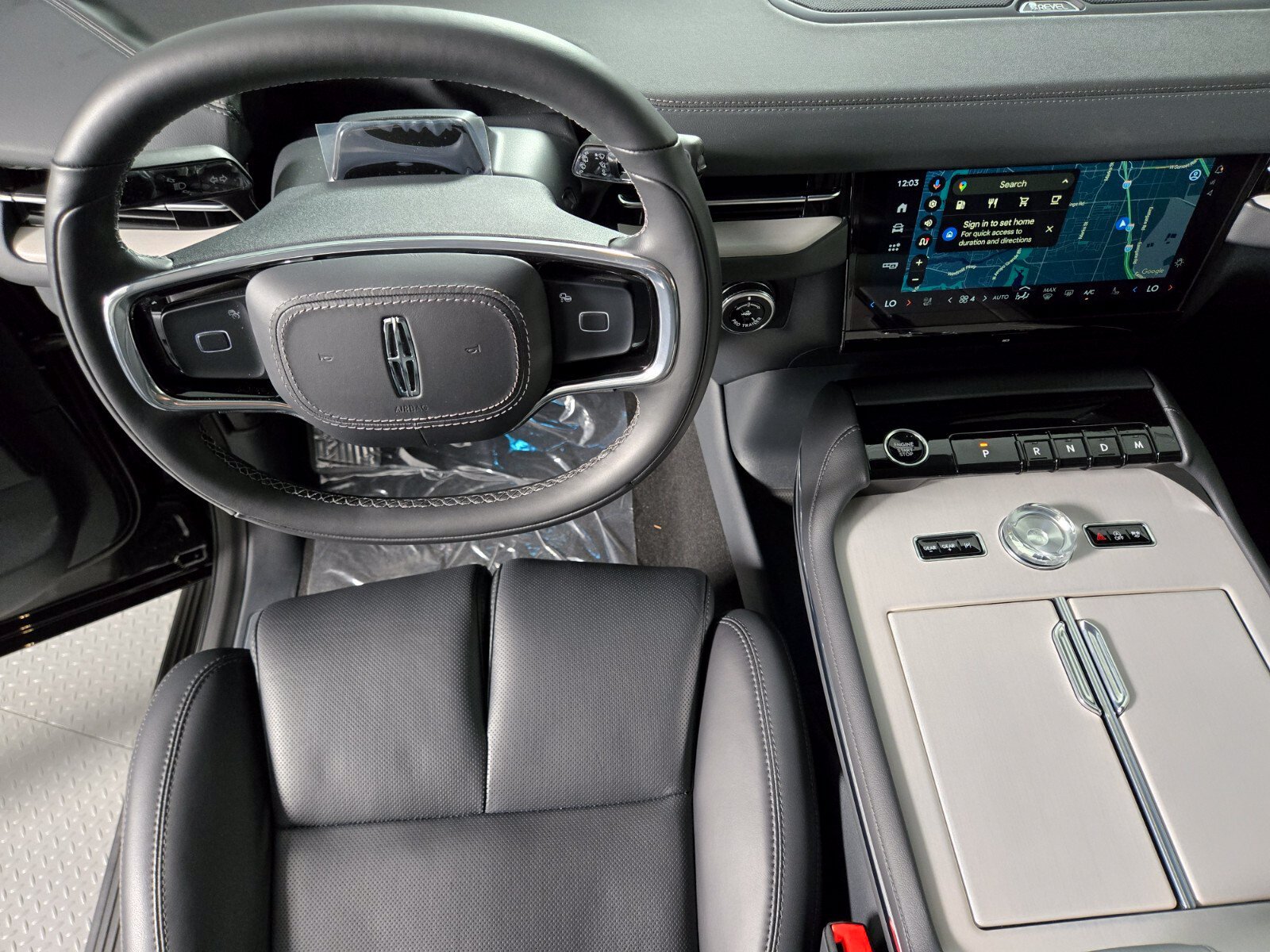 New 2026 Lincoln Navigator Premiere AWD/4WD image 16