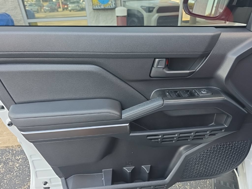 Certified 2026 Toyota 4Runner SR5 AWD/4WD image 17
