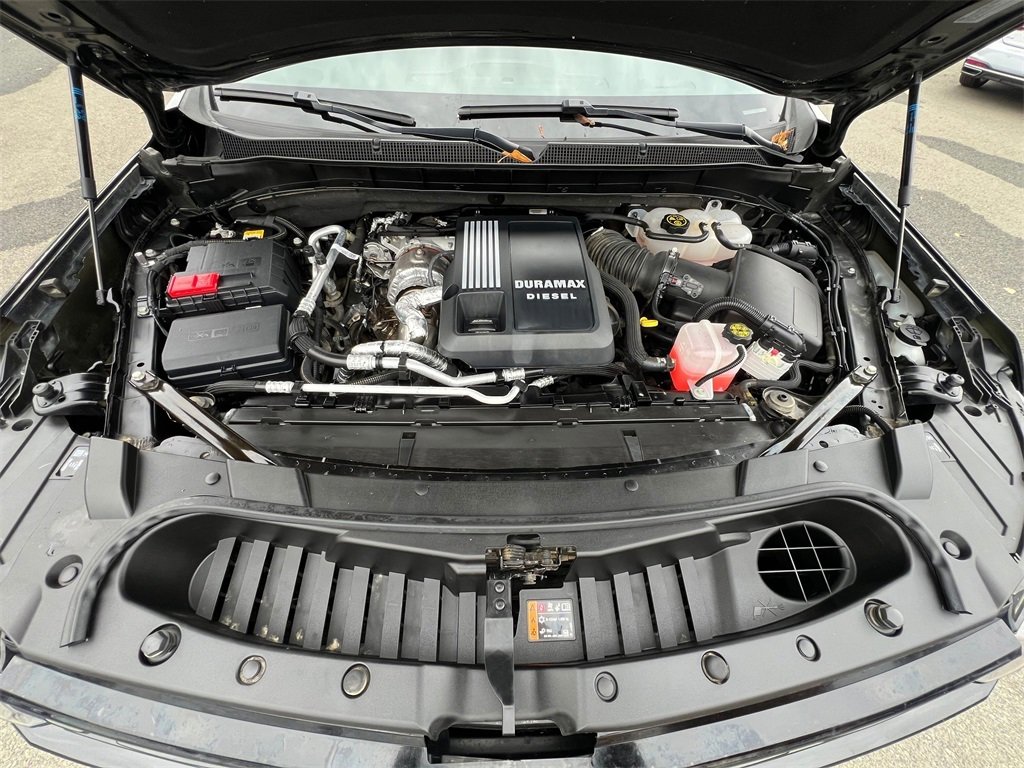 Used 2024 Chevrolet Tahoe RST image 11