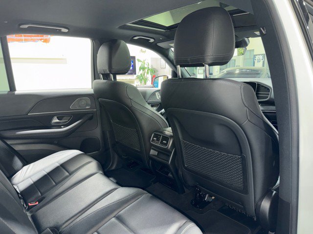 Used 2021 Mercedes-Benz GLE 350 4MATIC w/ Premium Package image 41