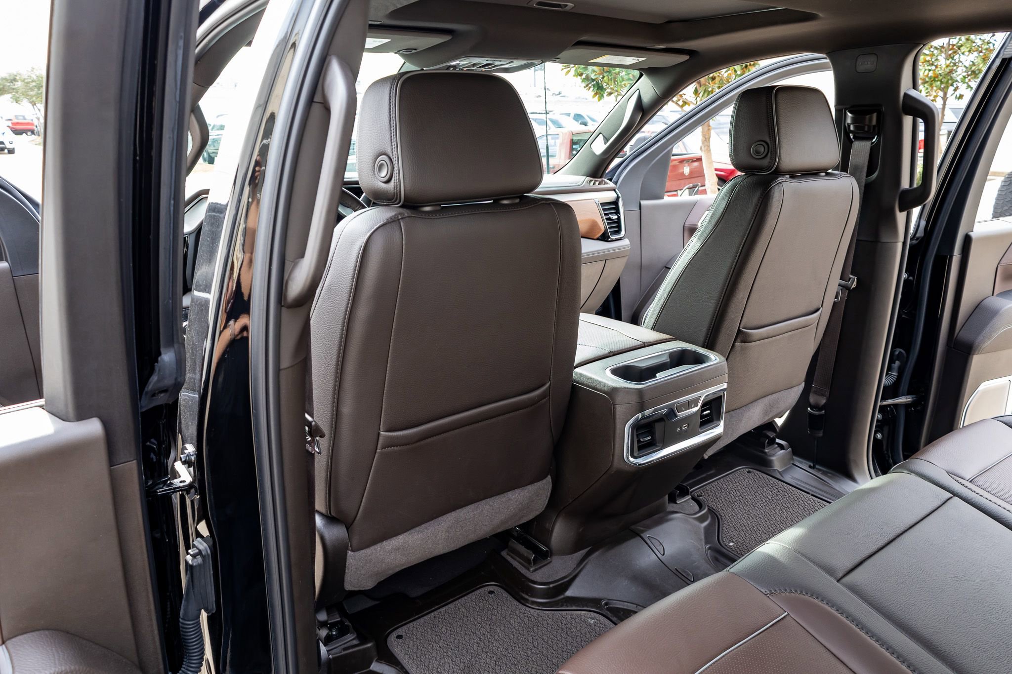 Used 2024 GMC Sierra 2500 Denali w/ Denali Reserve Package image 34