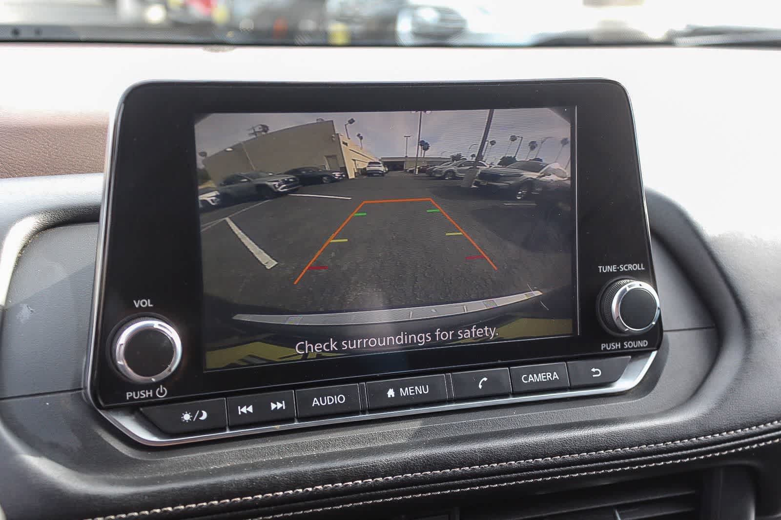 Used 2023 Nissan Rogue SV FWD image 33