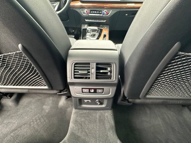 Used 2023 Audi Q5 2.0T Premium Plus w/ Premium Plus Package AWD/4WD image 33