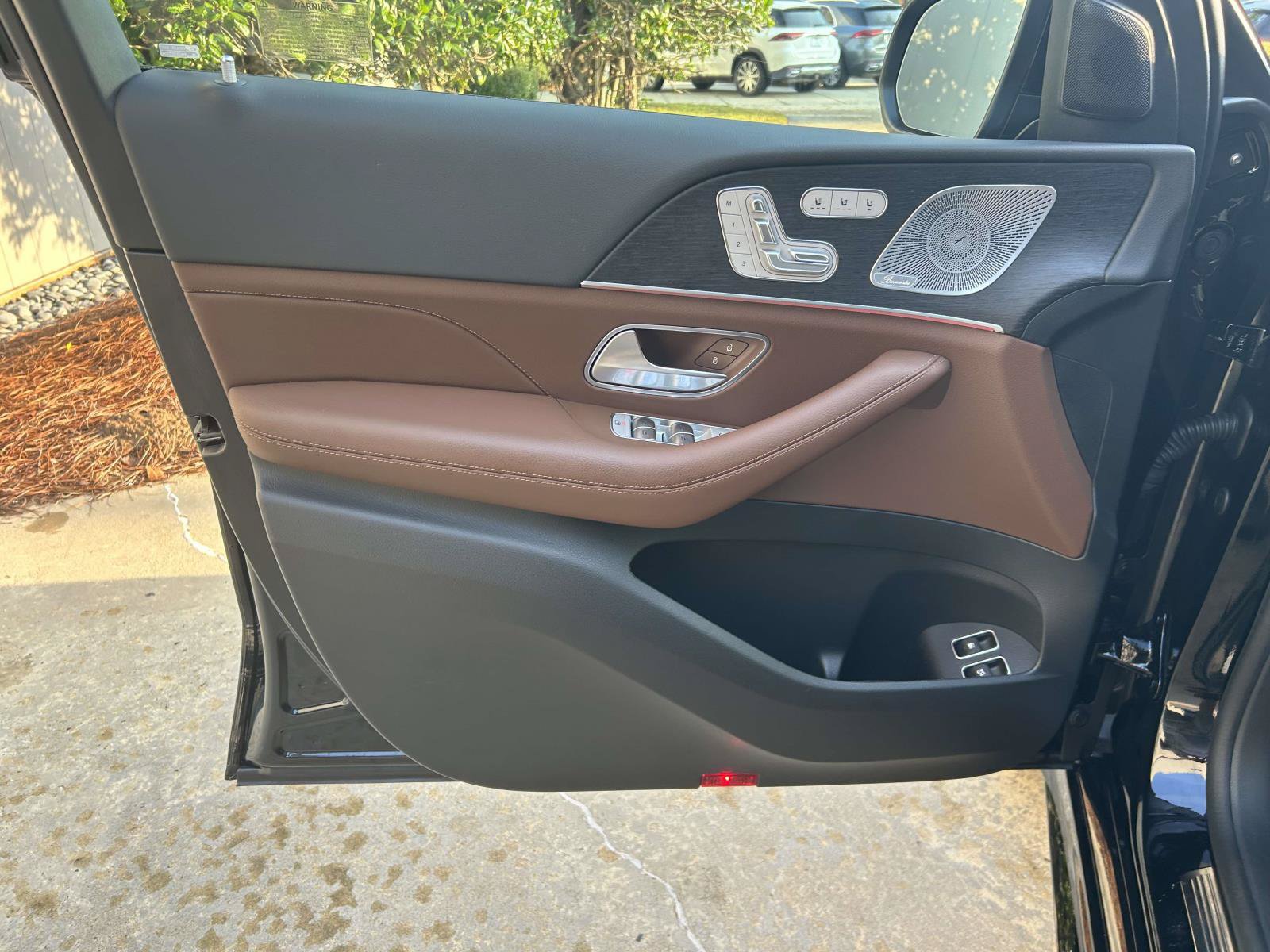 Certified 2025 Mercedes-Benz GLE 450e 4MATIC image 16