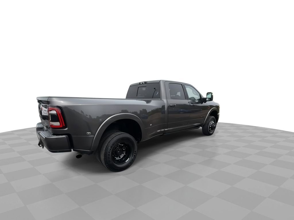 Used 2024 RAM 3500 Limited w/ Night Edition AWD/4WD image 8